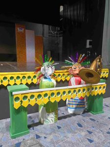 patung styrofoam ondel-ondel