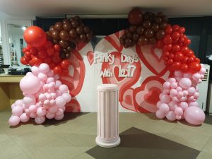 ide kreatif dekorasi balon bertema